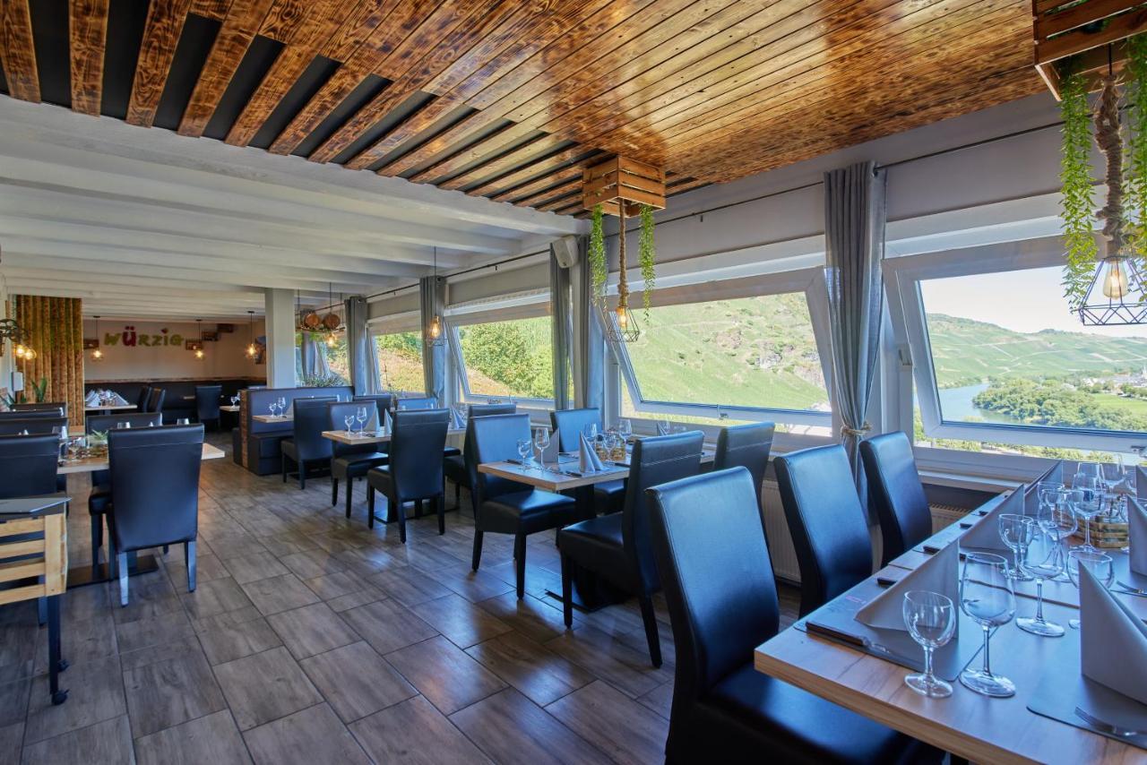 Hotel Restaurant Wuerzig In Ürzig Esterno foto